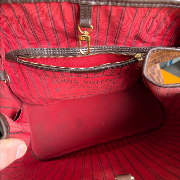 Designer Brown Checkered Tote Bag - Picture 4 of 10